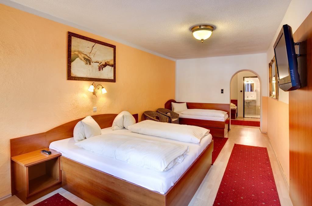 Cityhotel Schwarzer Baer Innsbruck Habitación foto